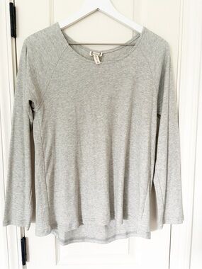 XS • mo:vint Lightweight Crewneck Long Sleeve Top - Light Gray